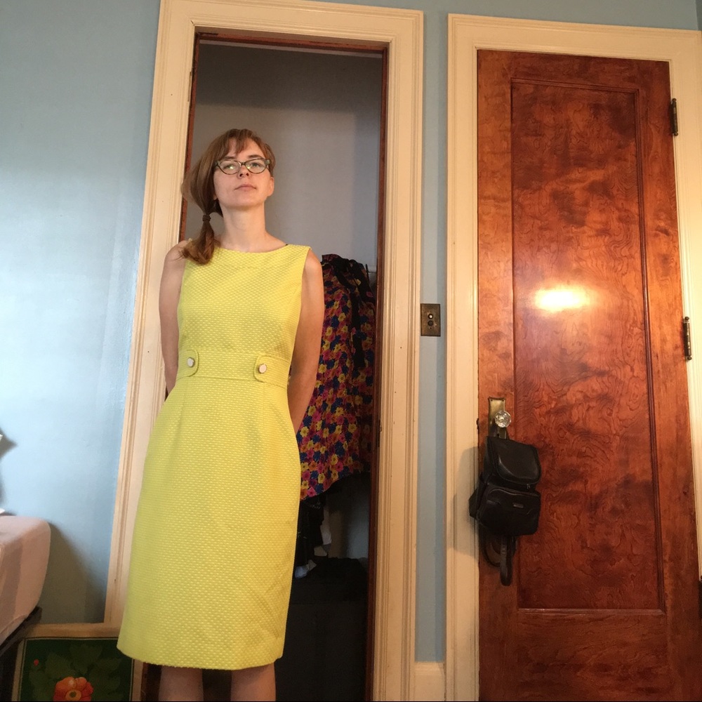 Mod Tahari Dress in Chartreuse sz. 4